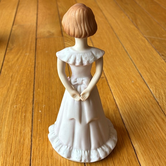 Enesco Retired GROWING UP BIRTHDAY GIRLS (sold individually) - Picture 5 of 12